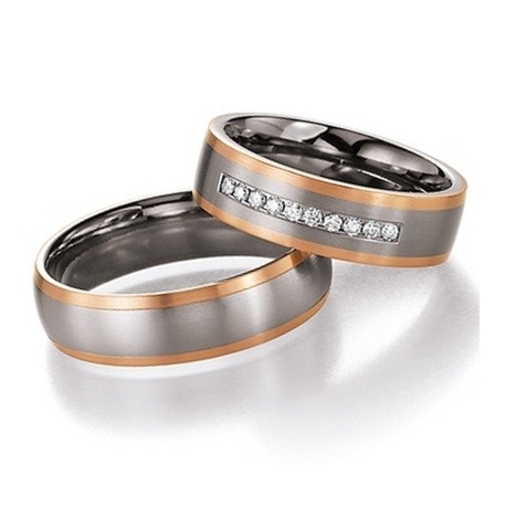 Snubní prsteny v kombinaci titanu se zlatem