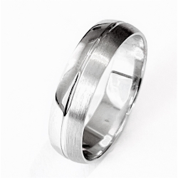 Malá ukázka - maxi sklevy snubních prstenů skladem v prodejně kusy